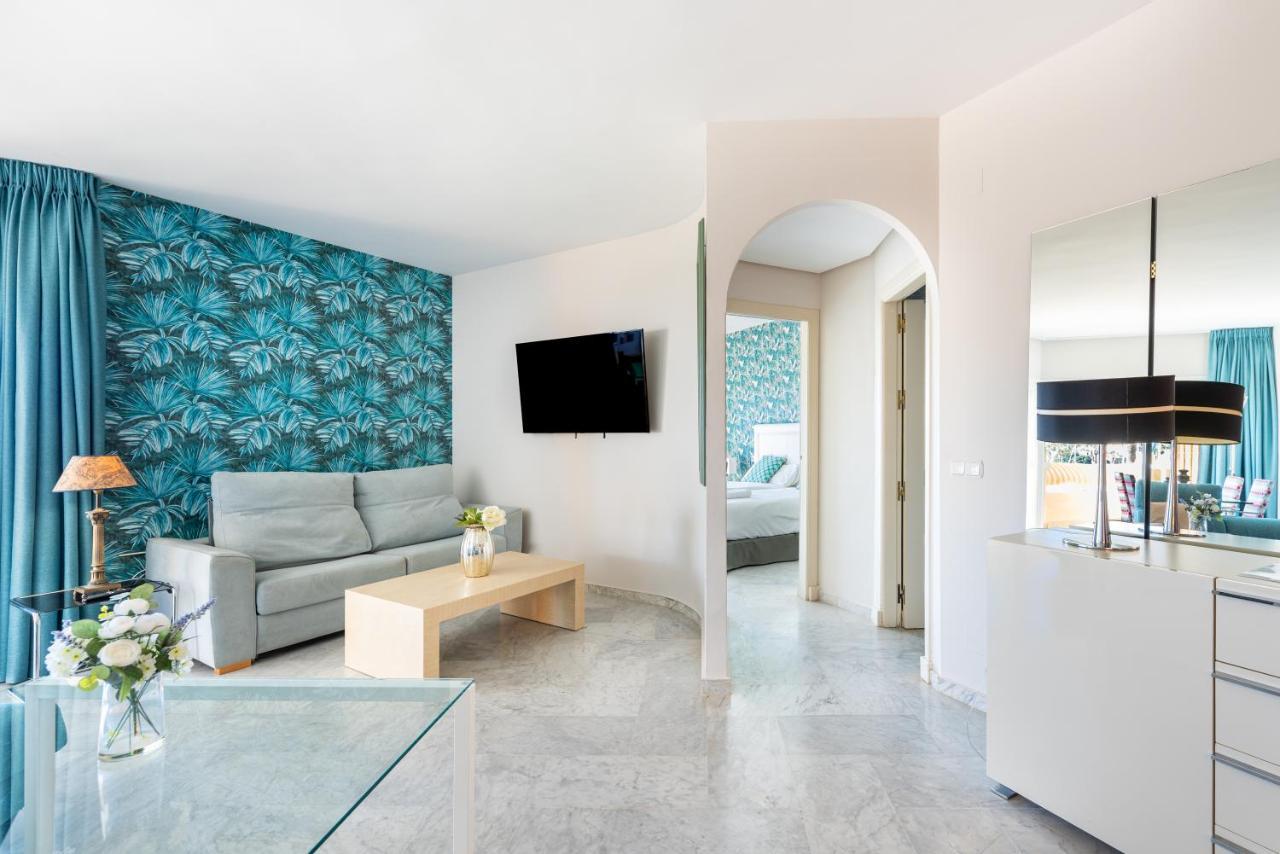 Wintowinrentals Luxury And Sea View Inside Puerto Marina Беналмадена Екстериор снимка