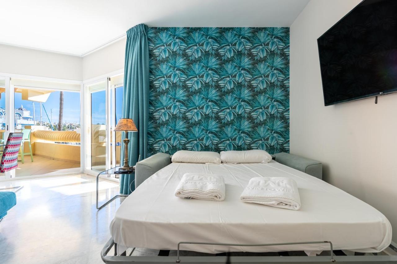 Wintowinrentals Luxury And Sea View Inside Puerto Marina Беналмадена Екстериор снимка
