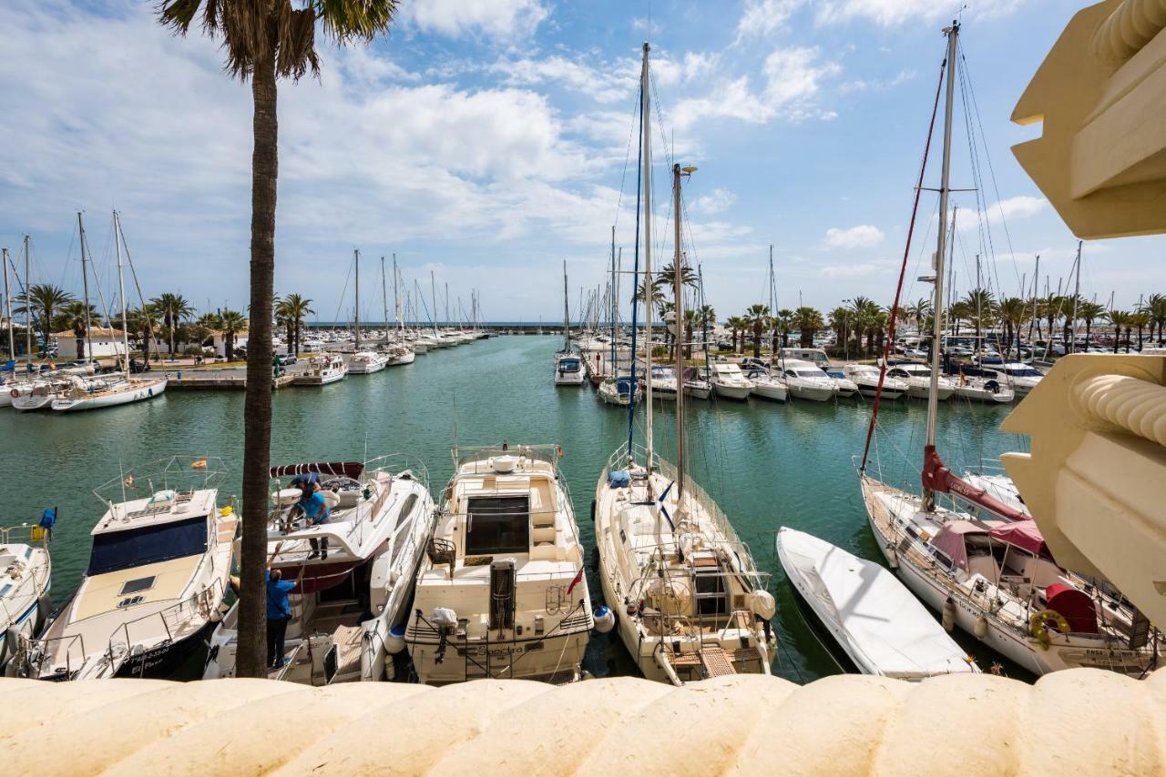 Wintowinrentals Luxury And Sea View Inside Puerto Marina Беналмадена Екстериор снимка