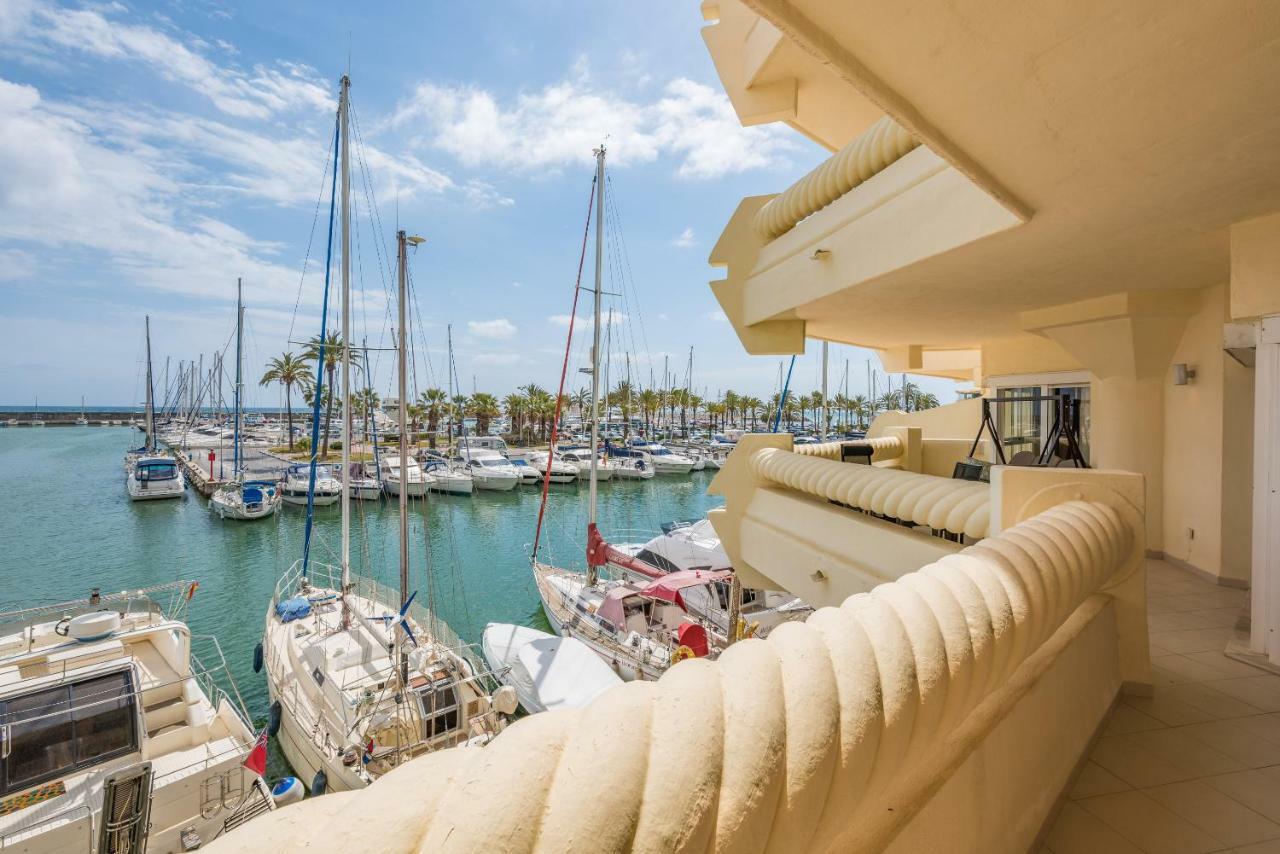 Wintowinrentals Luxury And Sea View Inside Puerto Marina Беналмадена Екстериор снимка