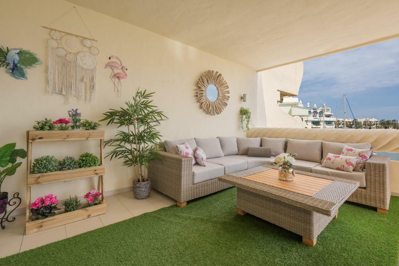 Wintowinrentals Luxury And Sea View Inside Puerto Marina Беналмадена Екстериор снимка