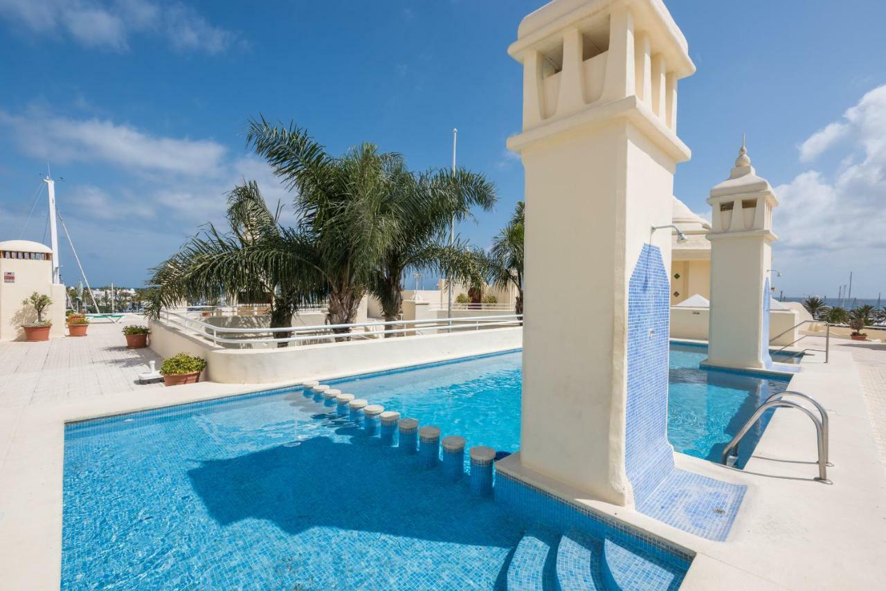 Wintowinrentals Luxury And Sea View Inside Puerto Marina Беналмадена Екстериор снимка